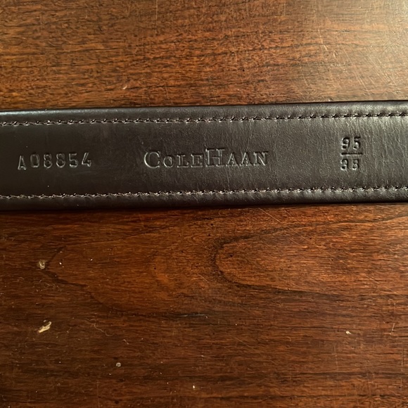 Cole Haan Men’s Black/Brown Genuine Leather Belt - Picture 6 of 6